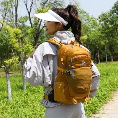 Outdoor Mountaineering Backpack, Lightweight Large-Capacity Hiking Daypack - 3