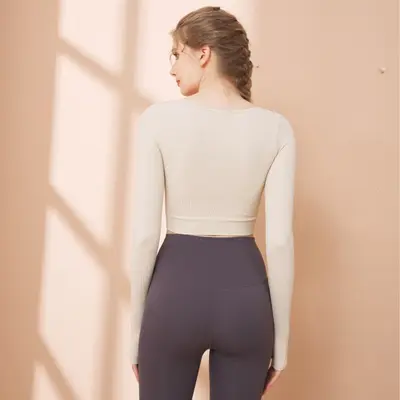 Women's Seamless Black Long Sleeve Short Crop Yoga Top, Autumn Winter - 4