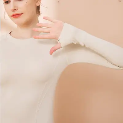 Women's Seamless Long Sleeve Yoga Top with Thumb Holes, Autumn Fitness Wear - 4
