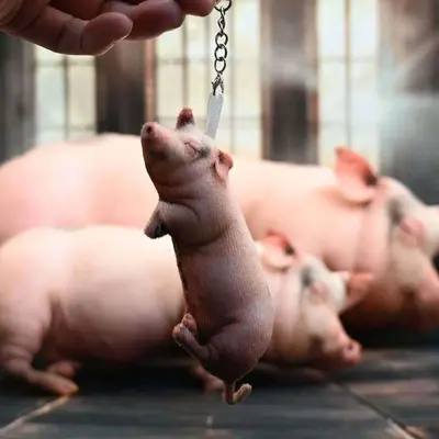 Realistisches kleines Muterschwein mit Plüschhaar Kuscheltier Puppe kreatives Schweinefleisch Umarmungskissen Kindergeräusche Streichelkissen Spielzeug Scherz-Geburtstagsgeschenk