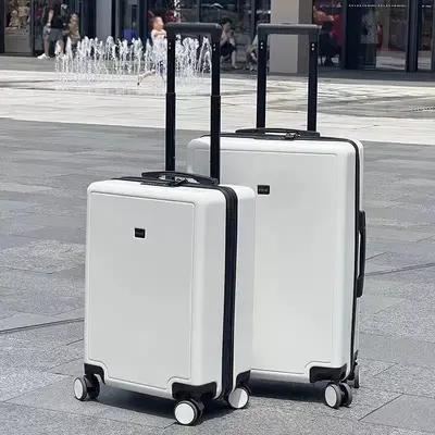 Large-Capacity Lightweight Silent Combination Lock Trolley Suitcase