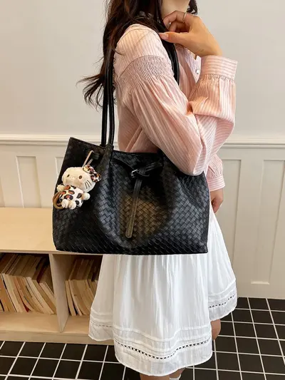 Large Capacity Tote Bag Women 2026 New Style Trendy Fashion High-Value Aesthetic Merlot Commute Shoulder Bag