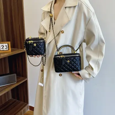 2026 New Women's Shoulder Bag, Diamond Pattern, Crossbody Strap - 4
