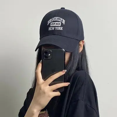 Kore versiyonu nakışlı harf yumuşak tepeli beyzbol şapkası erkek kadın gençlik çift öğrenci ördek gagalı şapka Japon tarzı vintage güneş koruma şapkası