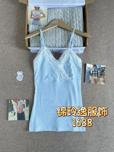 Kadın Dantel Detaylı Pamuklu V Yaka Askılı Bluz, Slim Fit BM Tarzı - 8