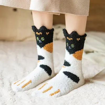 Kadın ev çorabı, mercan polar, kalın, kedi pençeli, dökülmeyen