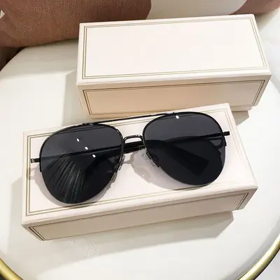 Men's Aviator Sunglasses for Outdoor Use and Driving - 11