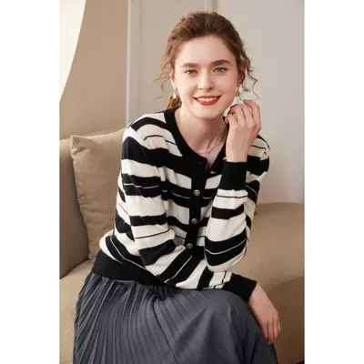 Women's Striped Cashmere-Style Round Neck Knit Sweater