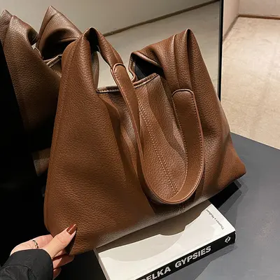 Large Capacity Women's Tote Bag 2026 Spring Commuter Shoulder Bag - 4