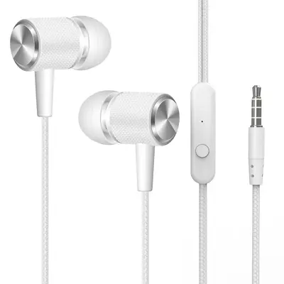 In-ear wired headphones powerful bass e-sports