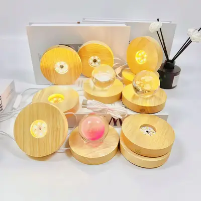 Modernes minimalistisches Acryl-Kristallkugel-Nachtlicht mit Gummibaumholzsockel Holzhandwerk Dekoration Holzhandwerksprodukt