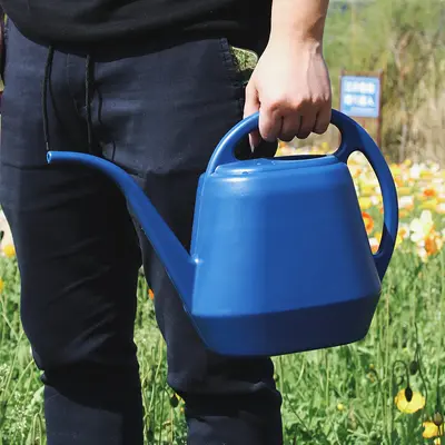 Gießkanne mit langem Ausguss aus Kunststoff, 4 Liter, für Garten und Blumen