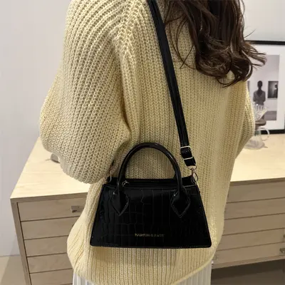 Retro Large-Capacity Women's Handbag, Shoulder and Crossbody, Small Square - 5