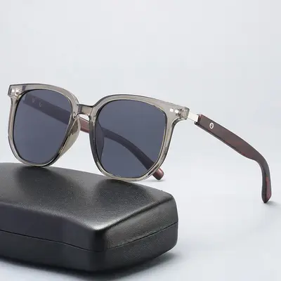 Classic Wood-Pattern Sunglasses for Men, Anti-UV Protection