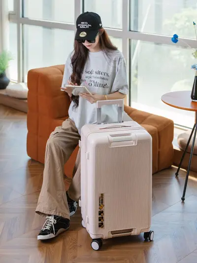 Large Capacity Hard Shell Trolley Suitcase with Combination Lock