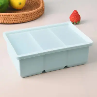 Factory Direct Supply Large Silicone Ice Cube Tray with Lid 3-Hole DIY Creative Three-Compartment Ice Mold Snow Kitchen Ice Maker Mold
