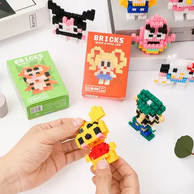 Mini Karikatür Figür Lego Uyumlu Masaüstü Dekorasyonu Micro Parçacık Çocuk Montaj Oyuncağı Toptan