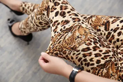 Kadın tayt, yüksek esneklikli, incelten, yumuşak büyük beden leopar desenli