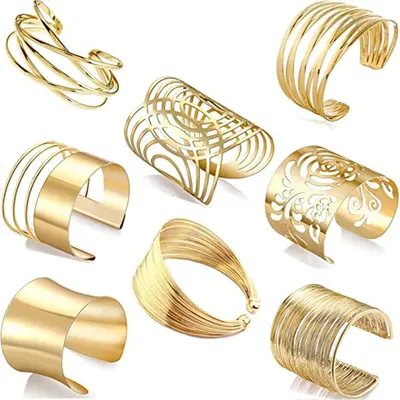 Grenzüberschreitend meistverkauftes europäisches und amerikanisches Stil übertriebendes Metallschnitt-Muster Eisenarmband-Set personalisiertes Drahtarmband
