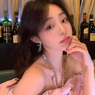 Korean zircon bow earrings for women, lightweight luxury
