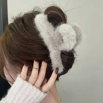 Oufei Le Korean Style Large Mink Fur Plush Hair Claw Clip Autumn Winter Back Head Rabbit Hair Shark Clip Hair Clip Hair Accessory Wholesale