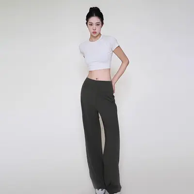 Kadın Yüksek Bel Gevşek Paça Yoga ve Koşu Pantolonu, Çıplak Hissi Kumaş