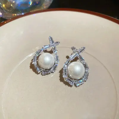 Zircon geometric pearl stud earrings, French style - 13