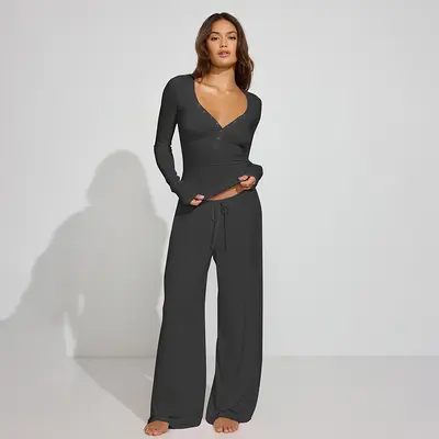 Women's Long Sleeve Snap Button Top and Drawstring Pants Set, Solid Color - 4