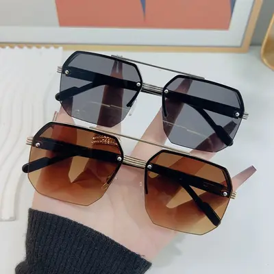 Square Frame UV Protection Sunglasses for Men and Women, Slimming Driving Style - 4
