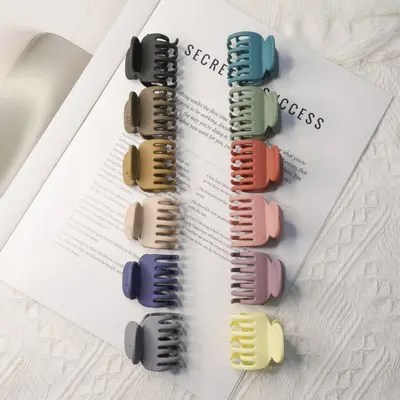 Children's Hair Claw Clip Girls Hair Clip Back of Head Matte Shark Clip Hair Claw Broken Hair Braid Hair Clip Simple Hair Accessory