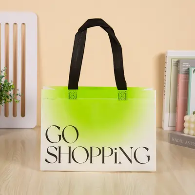 Laminated Non-Woven Gift Bag, Thickened Clothing Store Bag - 10