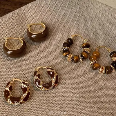 Sonbahar Kış Maillard Kaplan Gözü Taşı Küpe Retro Çok Amaçlı Şık Küpe Lüks Yüksek Kalite Basit Moda Kulak Aksesuarı Kadın - 4