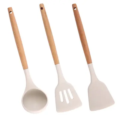 Toptan ahşap saplı silikon spatula ve kaşık seti ev yüksek sıcaklığa dayanıklı yapışmaz tava anti-haşlanma spatula mutfak pişirme araçları