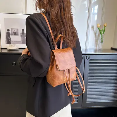 Large Capacity Women's Backpack, Minimalist Casual Style - 5