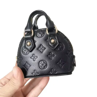 New Women's Mini Tote Bag Embossed Shell Bag Elegant Coin Purse Chanel Style Earphone Bag Compact Handbag