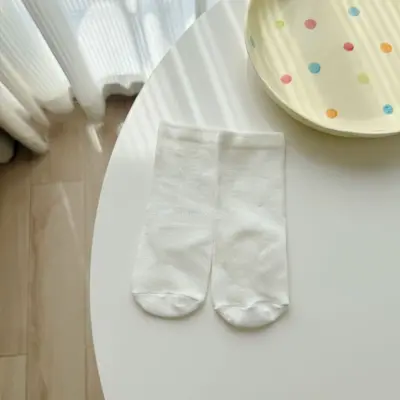 Dünne Mesh-Babysocken mittellang mit Mückenschutz, ohne einschneidenden Bund - 8