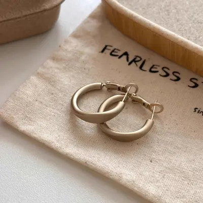 Coffee gold earrings, frosted finish, ins style niche design