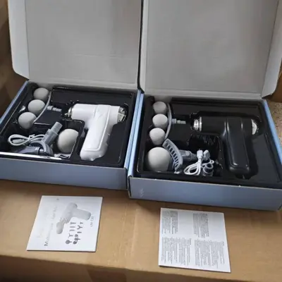 跨境爆款迷你筋膜枪充电款肌肉液晶按摩器专业级颈膜抢按摩枪厂家