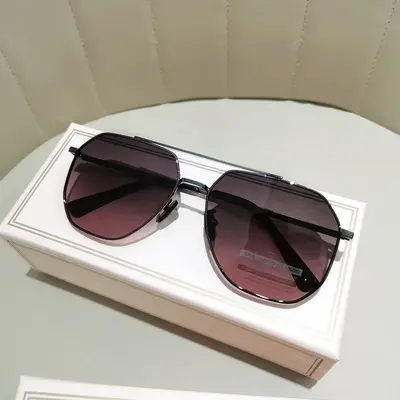 Men's Aviator Sunglasses for Outdoor Use and Driving - 13