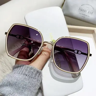 Women's Small Sunglasses, Glitter Frame, UV Protection - 9