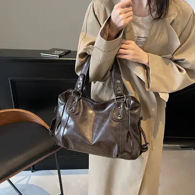 Europäische und amerikanische Retro-Uni-Farben PU-Tasche mit großem Fassungsvermögen, grenzüberschreitende Damen-Arbeitstasche, Fabrik-Großversorgung, kann mit Fremdetikett versehen und versendet werden. - 9