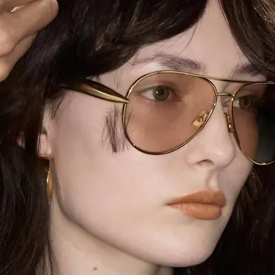 Damen-Pilotensonnenbrille mit großer Metallfassung im Retro-Stil - 4