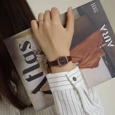 Korean-style quartz watch, leather strap, women's
