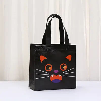 Cartoon Print Non-Woven Halloween Style Handbag Party Candy Gift Bag Mall Shopping Packaging Bag Wholesale