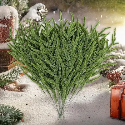 Weihnachts-Kiefernnadel-Dekorset mit roten Beeren und künstlichen Wasserpflanzen