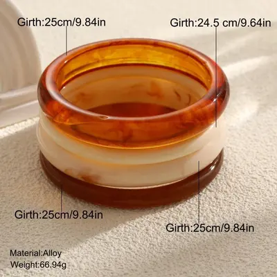 Resin bracelet with marble pattern, vintage style