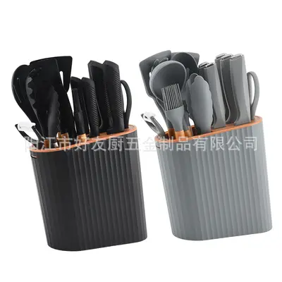Neues Küchenmesser-Set hitzebeständig Lebensmittelqualität Silikon Kochsuppe Schaufel 15-teiliges Silikon-Küchengeräte-Set