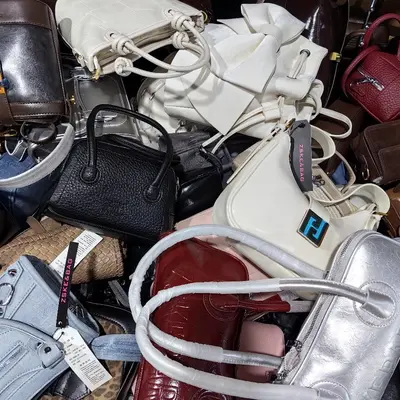 Kadın Tek Omuz Çapraz Çanta Karışık Model Stok Partisi - 4
