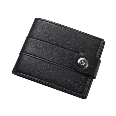 Kurze Herrenbrieftasche im Querformat, Magnetverschluss, mehrere Kartenfächer