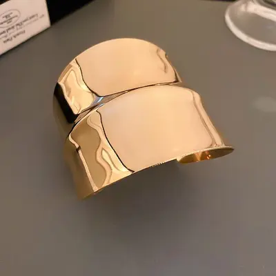 Irregular concave bracelet, niche design, silver-toned - 7